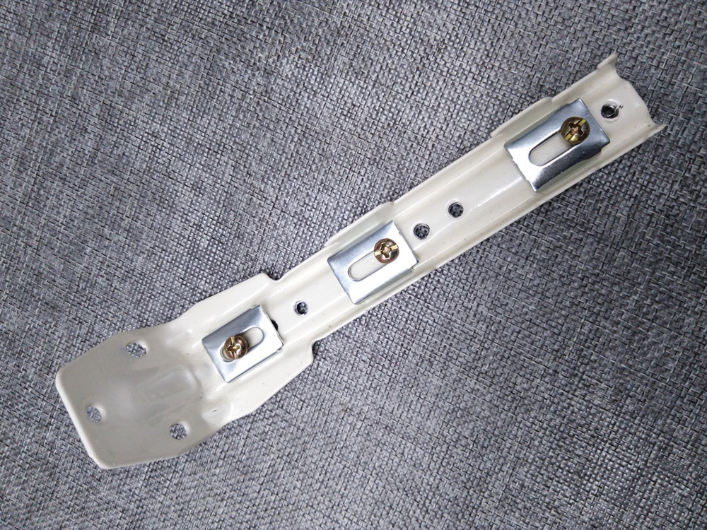 1.8mm Stahlvorhang-Bahn-Klammer-justierbare Wand-Klammer für das Vorhang-Ziehen