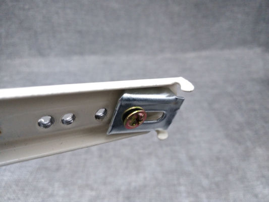 Ein guter Preis. 35g motorisierte Aluminiumvorhangschiene-Decke einklammert Hebel-Verschluss-Vorhangschiene-Klammern Im Internet