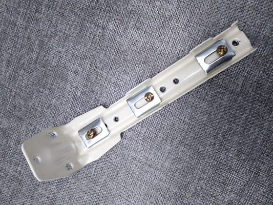 Ein guter Preis. 1.8mm Stahlvorhang-Bahn-Klammer-justierbare Wand-Klammer für das Vorhang-Ziehen Im Internet